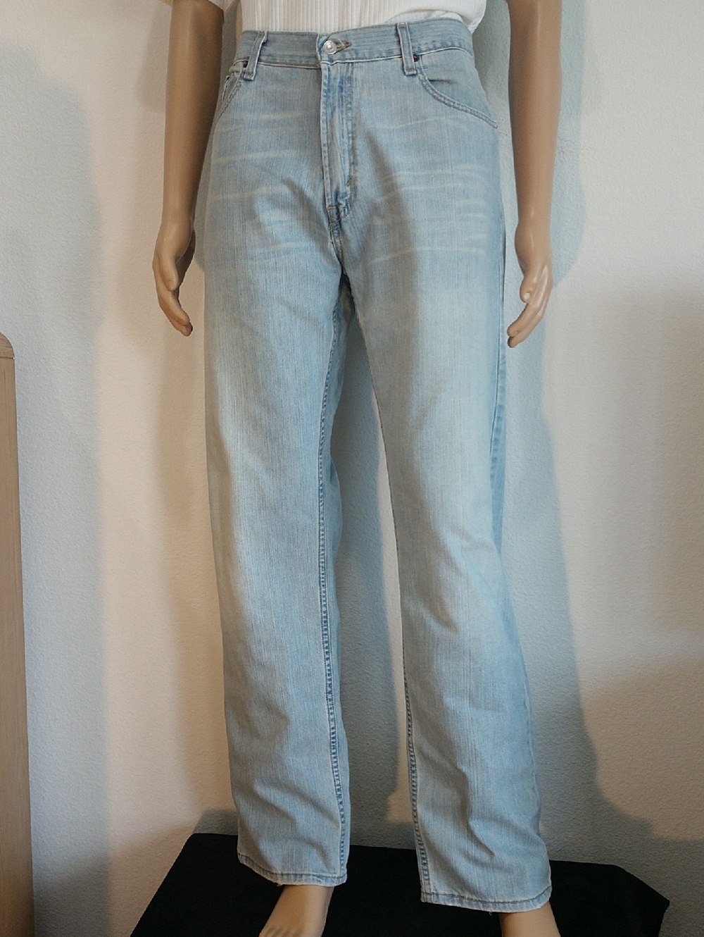 Levi's Pale Blue Straight-Leg Jeans 34 x 34